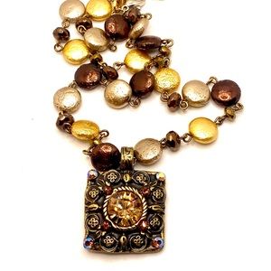 •Unique Vintage Necklace•